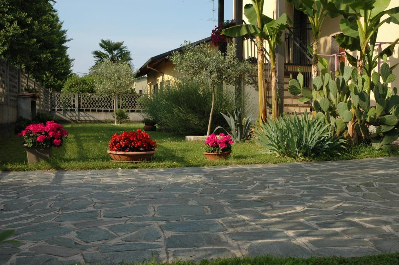 B&B Villa Carolina Vaprio dʼAdda Εξωτερικό φωτογραφία